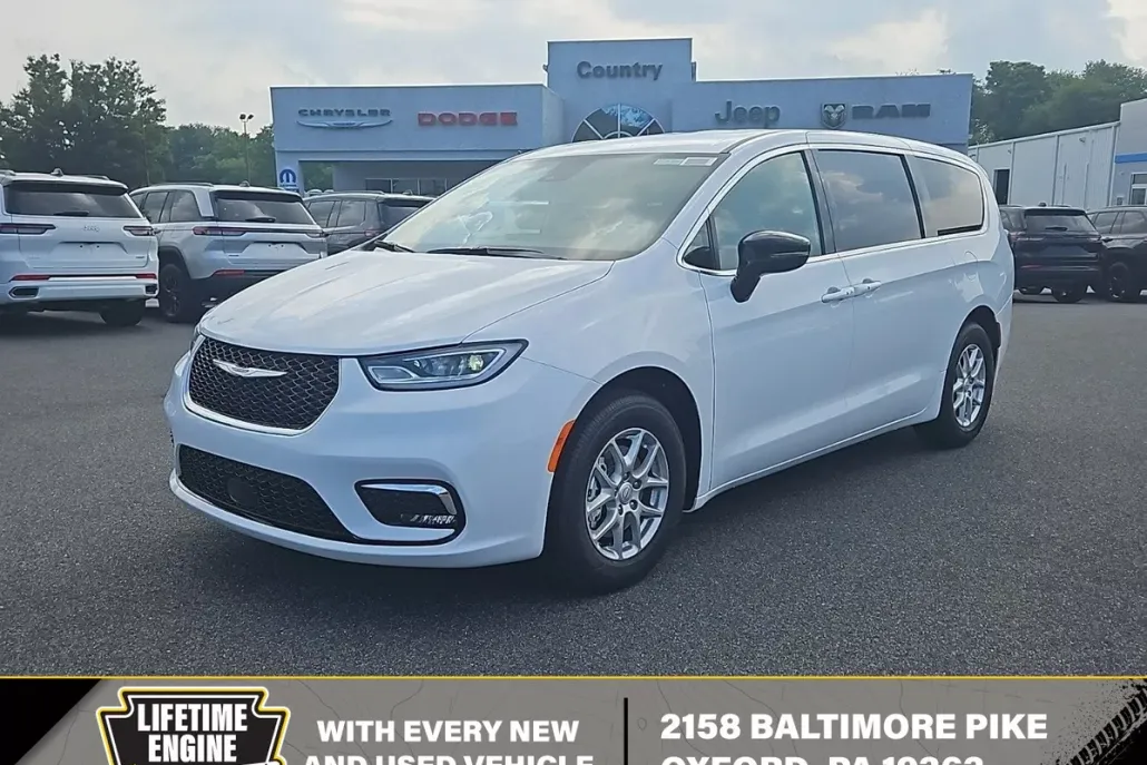2025 Chrysler Pacifica photo 1