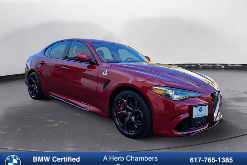 2018 Alfa Romeo Giulia Quadrifoglio photo 1