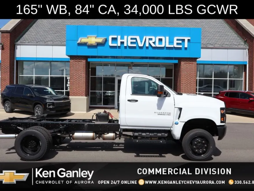 2024 Chevrolet Silverado 5500HD photo 1