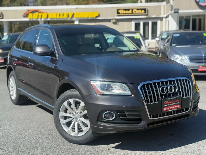 2016 Audi Q5 2.0T Premium Plus photo 1