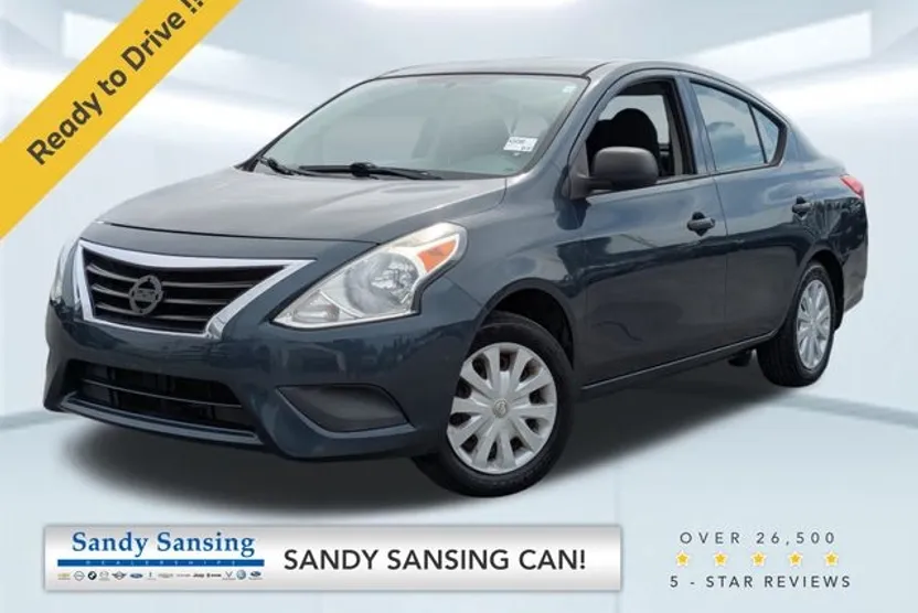 2015 Nissan Versa 1.6 Plus photo 1