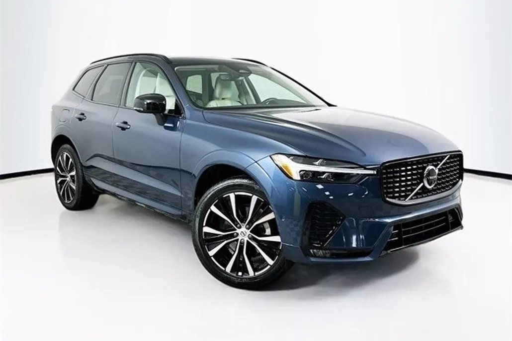 2024 Volvo XC60 B5 Plus photo 1