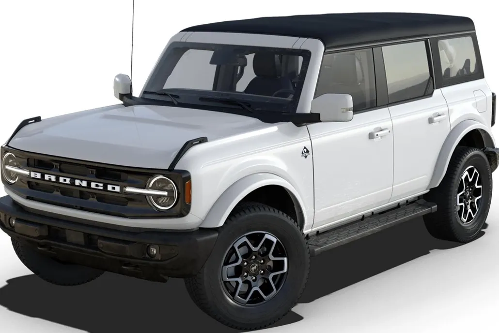 2025 Ford Bronco Outer Banks photo 1