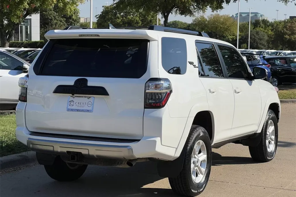 2023 Toyota 4Runner TRD Off-Road Premium photo 1