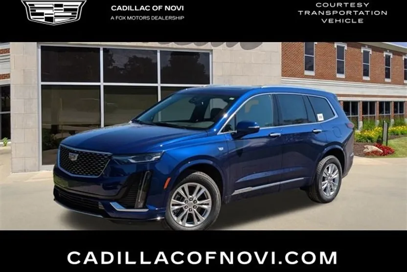 2025 Cadillac XT6 Luxury photo 1