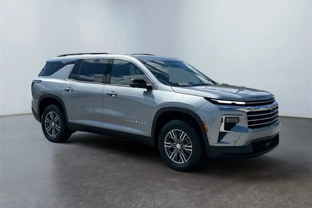 2026 Chevrolet Traverse photo 1