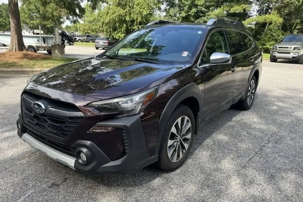 2024 Subaru Outback Touring XT photo 1