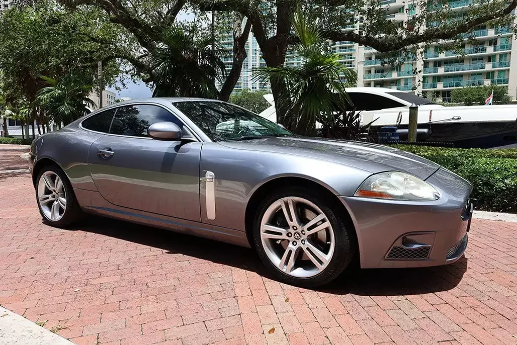 2007 Jaguar XK XKR photo 1