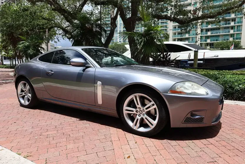 2007 Jaguar XK XKR photo 1