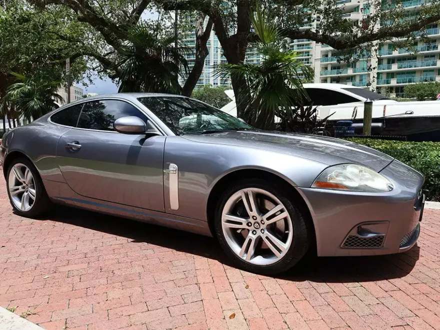 2007 Jaguar XK XKR photo 1