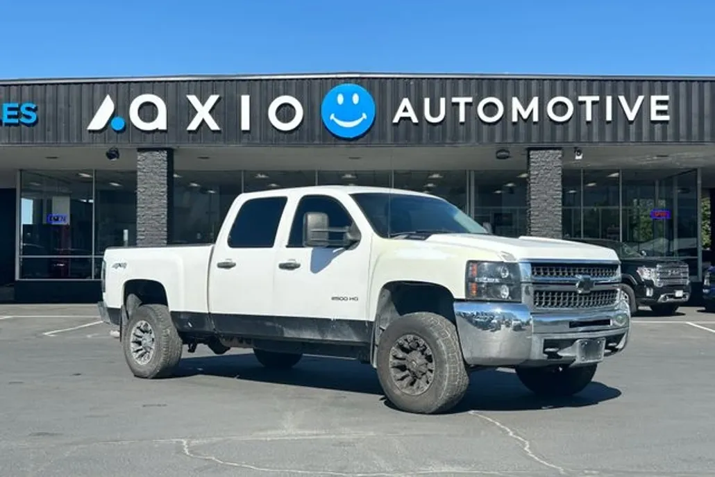 2010 Chevrolet Silverado 2500HD LT photo 1