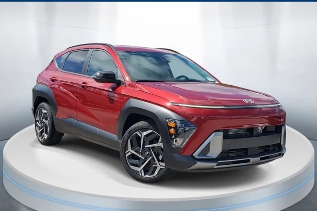 2026 Hyundai Kona SEL photo 1