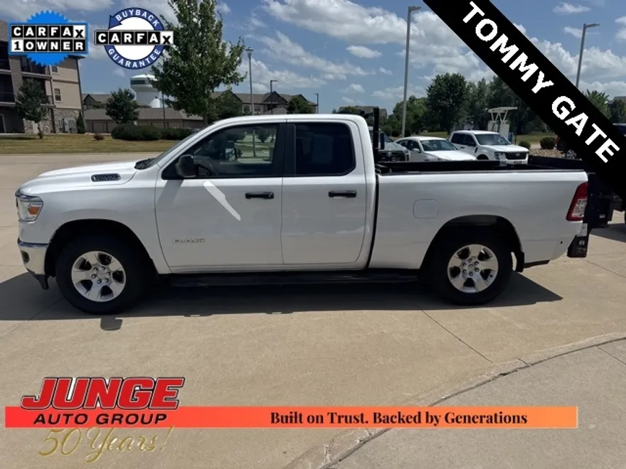2021 Ram 1500 Tradesman photo 1