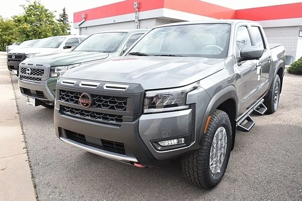2026 Nissan Frontier PRO-4X photo 1