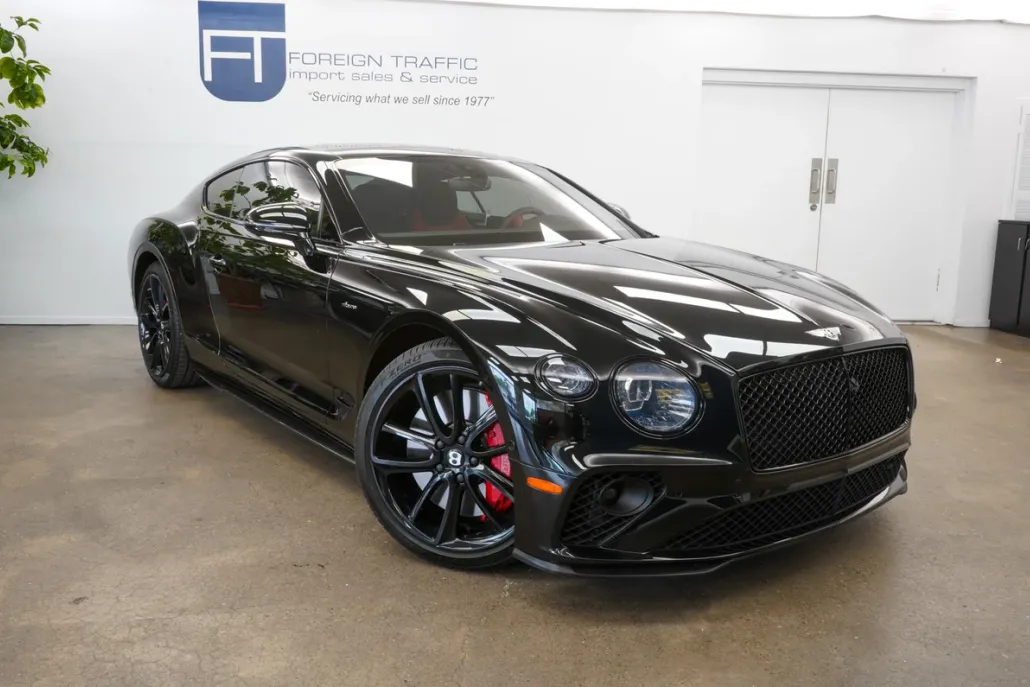 2023 Bentley Continental GT Azure V8 photo 1