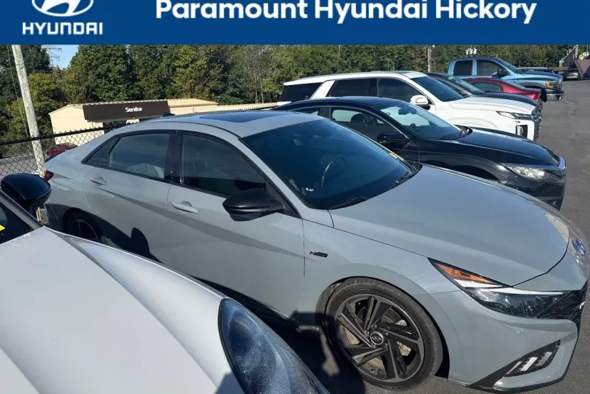 2021 Hyundai Elantra N Line photo 1
