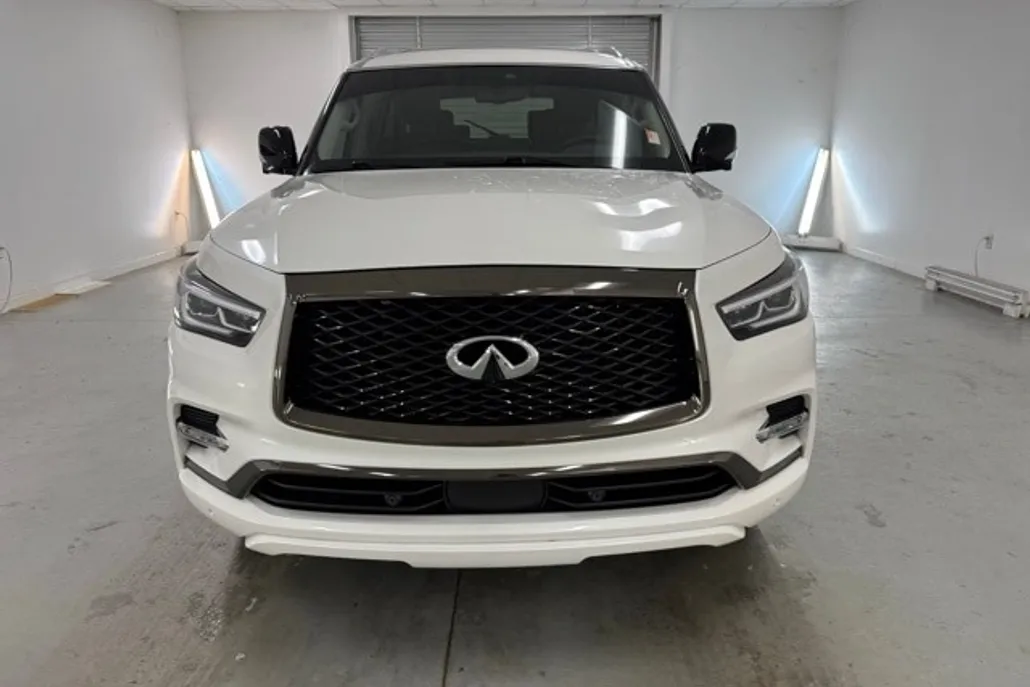 2022 Infiniti QX80 Premium Select photo 1