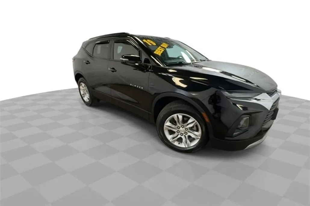 2019 Chevrolet Blazer Base photo 1