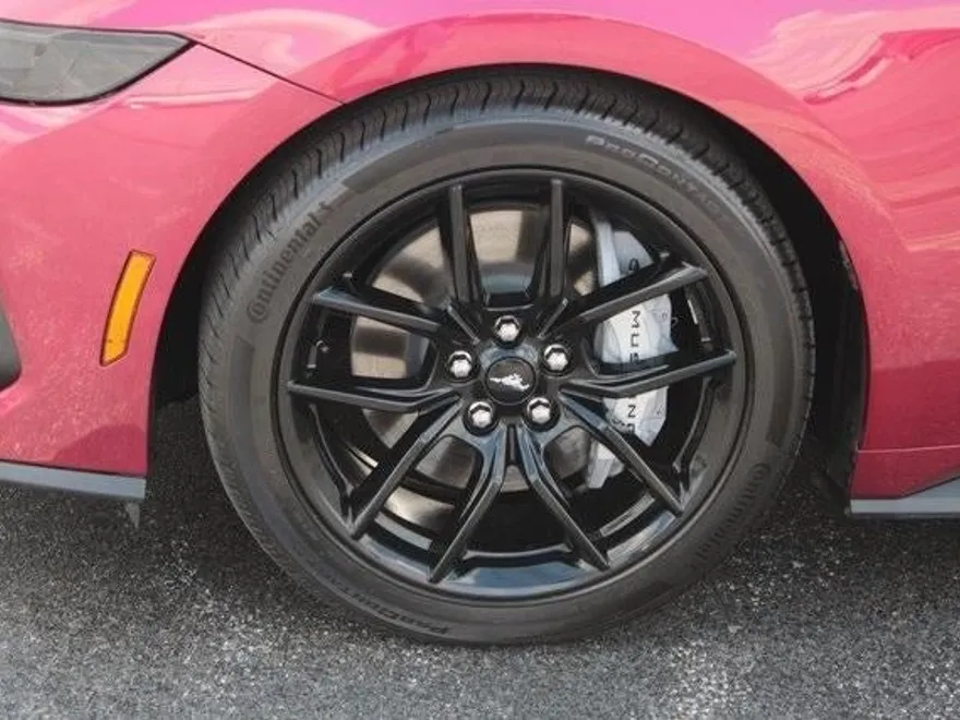 2025 Ford Mustang GT Premium photo 1