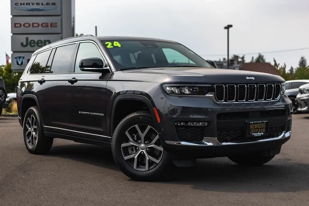 2024 Jeep Grand Cherokee Limited photo 1