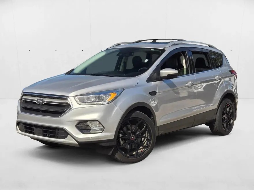 2019 Ford Escape Titanium photo 1