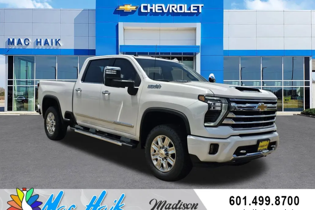 2025 Chevrolet Silverado 2500HD High Country photo 1