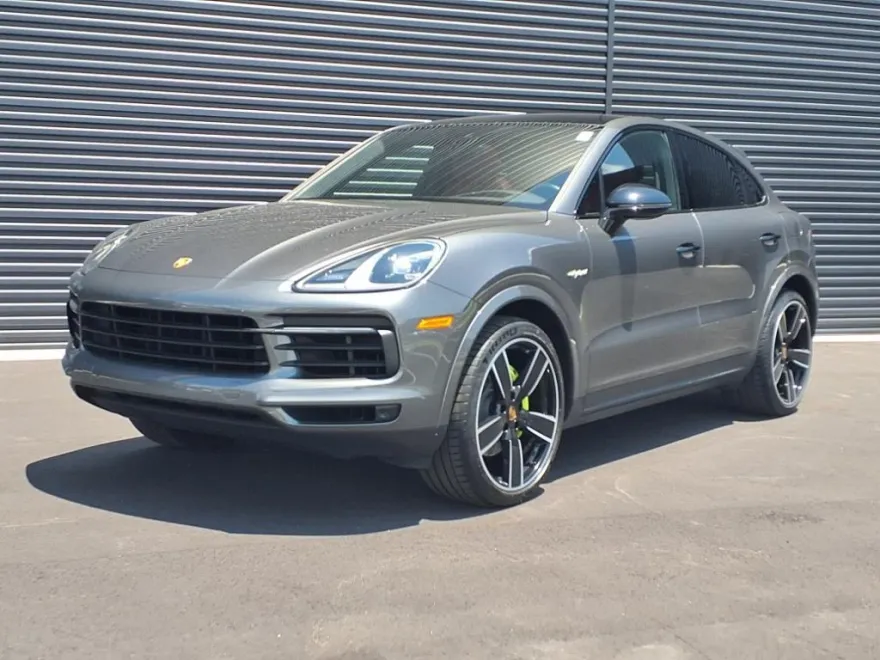 2022 Porsche Cayenne E-Hybrid Coupe photo 1