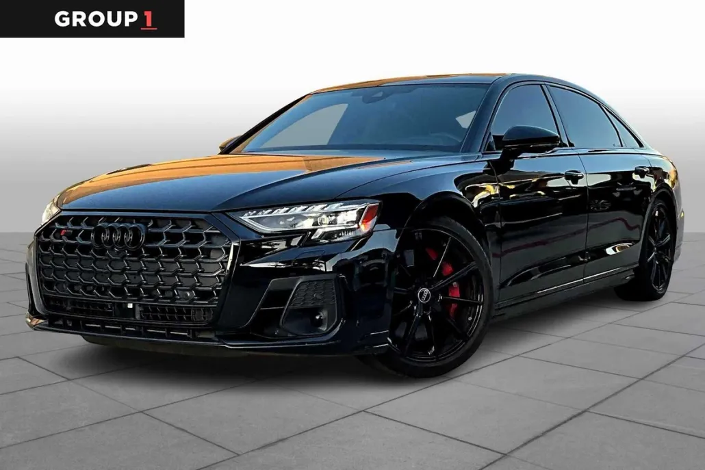 2022 Audi S8 Quattro photo 1