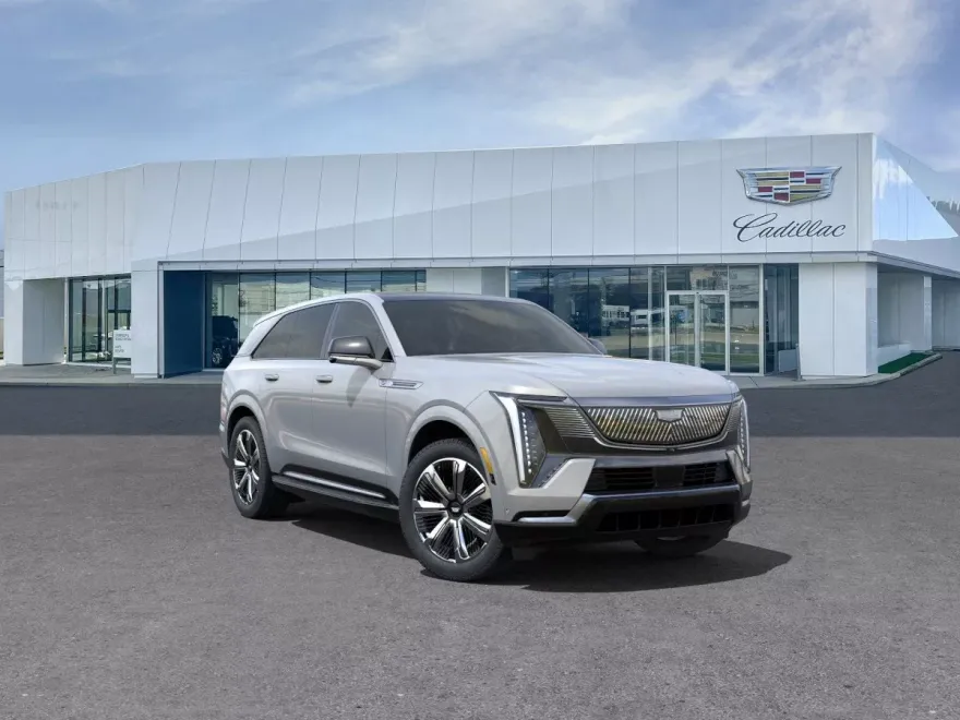 2025 Cadillac Escalade IQ Luxury photo 1