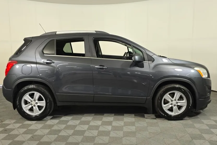 2016 Chevrolet Trax LT photo 1