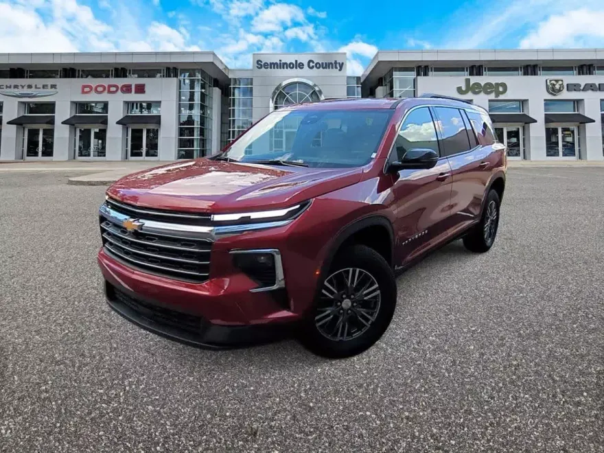 2024 Chevrolet Traverse photo 1