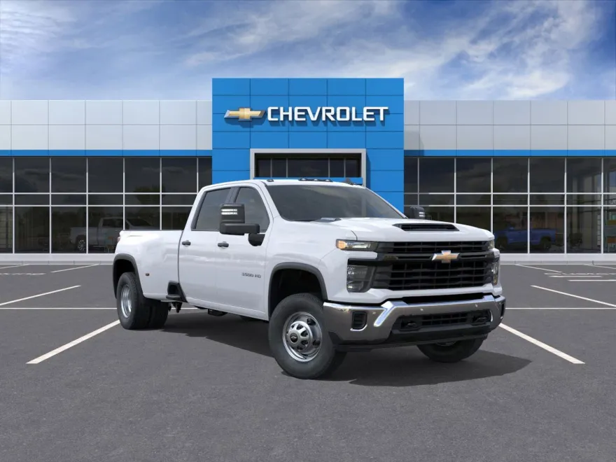 2026 Chevrolet Silverado 3500HD photo 1