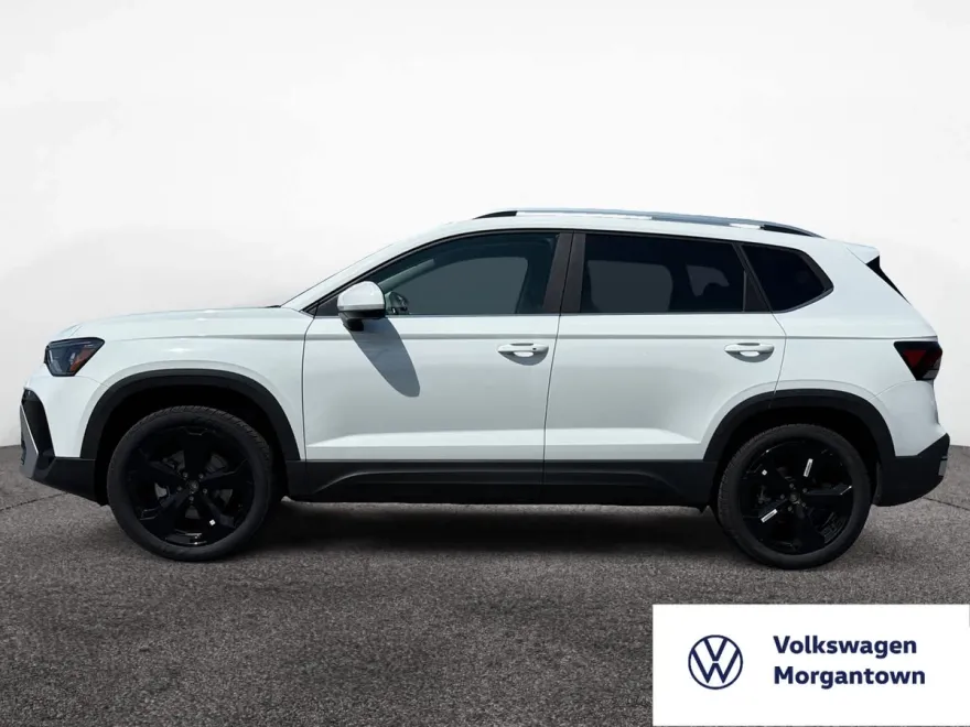 2025 Volkswagen Taos SEL photo 1