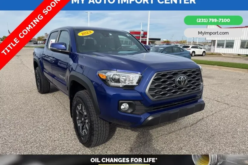 2023 Toyota Tacoma TRD V6 photo 1