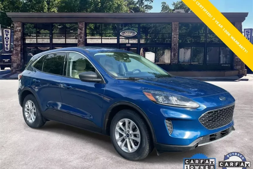 2022 Ford Escape SE photo 1