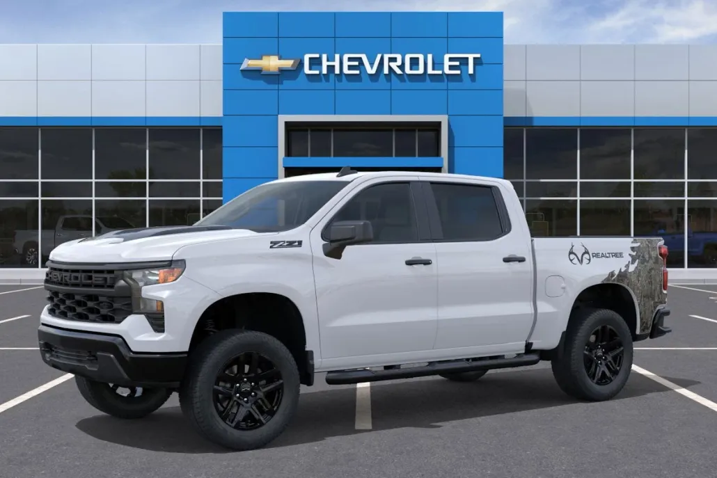 2025 Chevrolet Silverado 1500 Custom Trail Boss photo 1