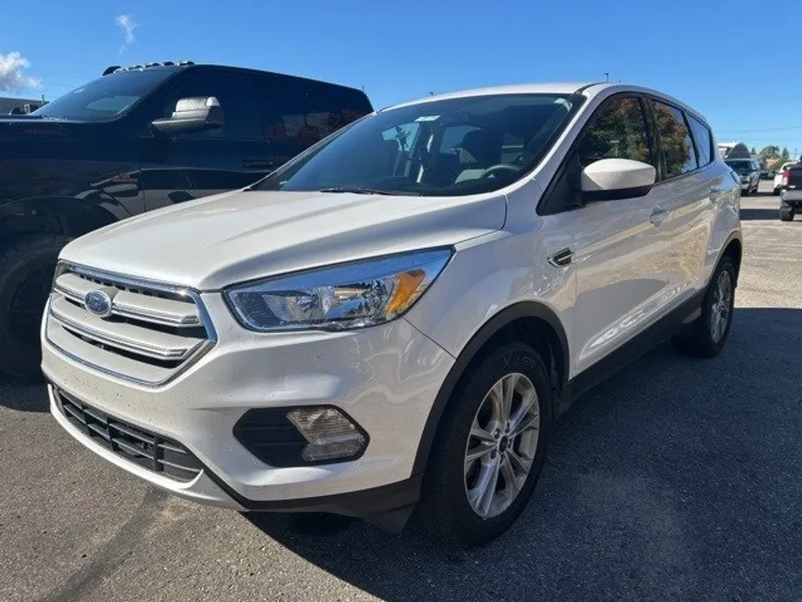2017 Ford Escape SE photo 1