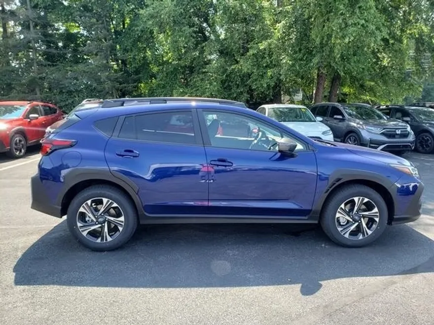 2025 Subaru Crosstrek Premium photo 1