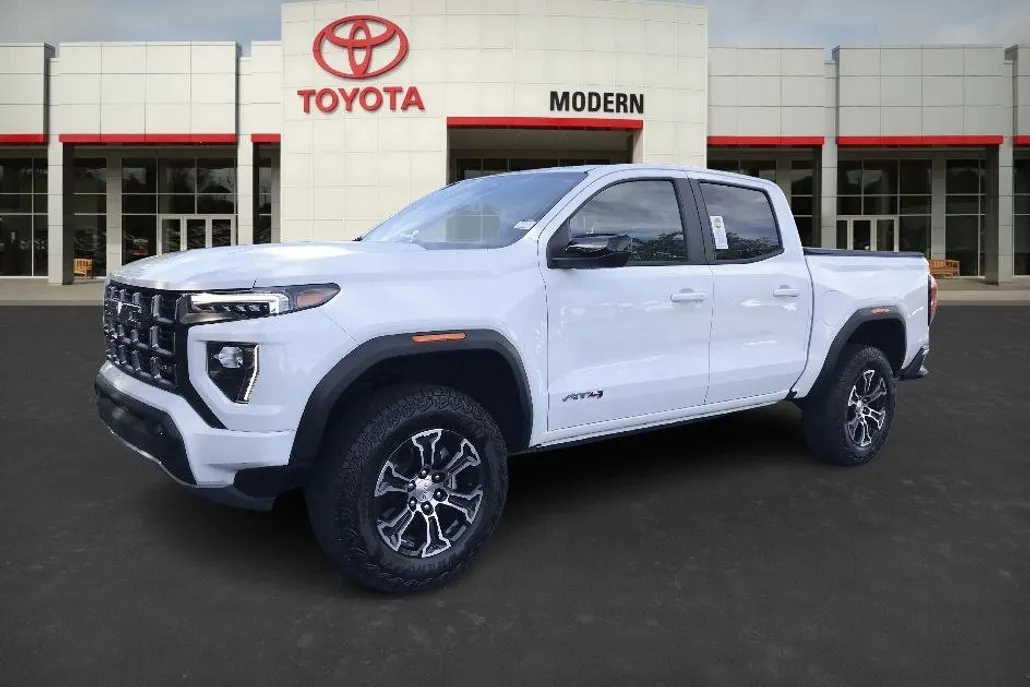 2023 Gmc Canyon AT4 photo 1