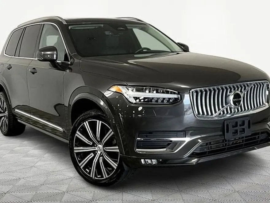 2024 Volvo XC90 AWD Plus photo 1