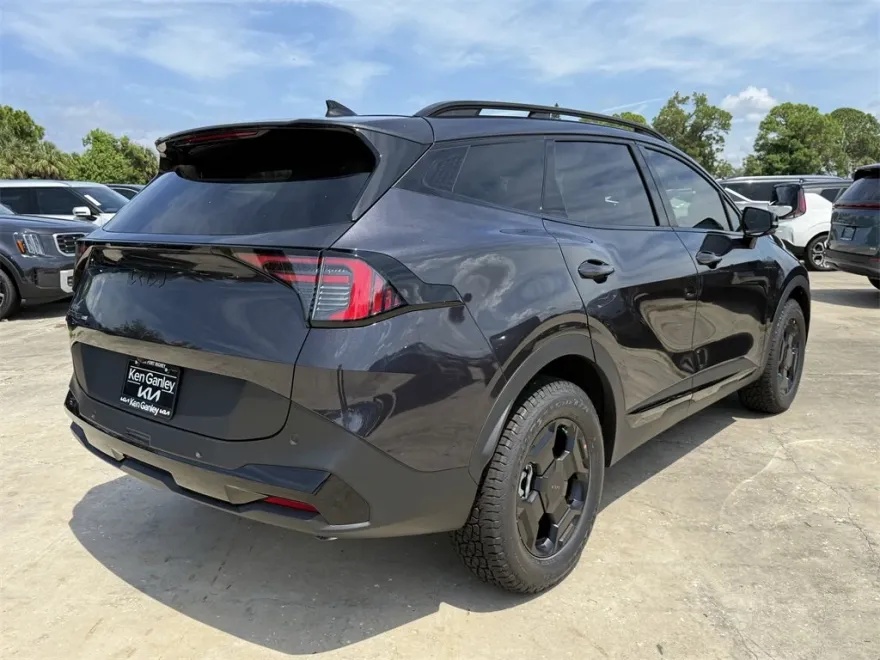2026 Kia Sportage photo 1
