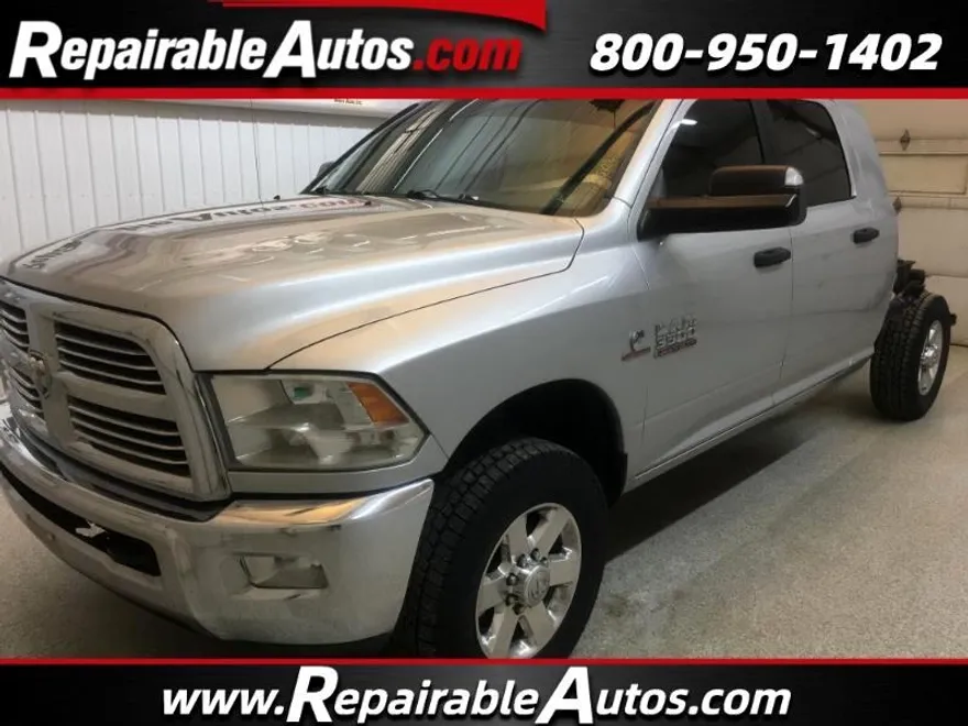 2015 Ram 3500 SLT photo 1