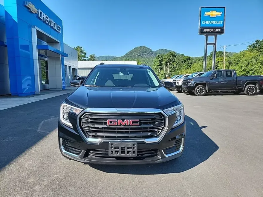 2022 Gmc Terrain SLE photo 1