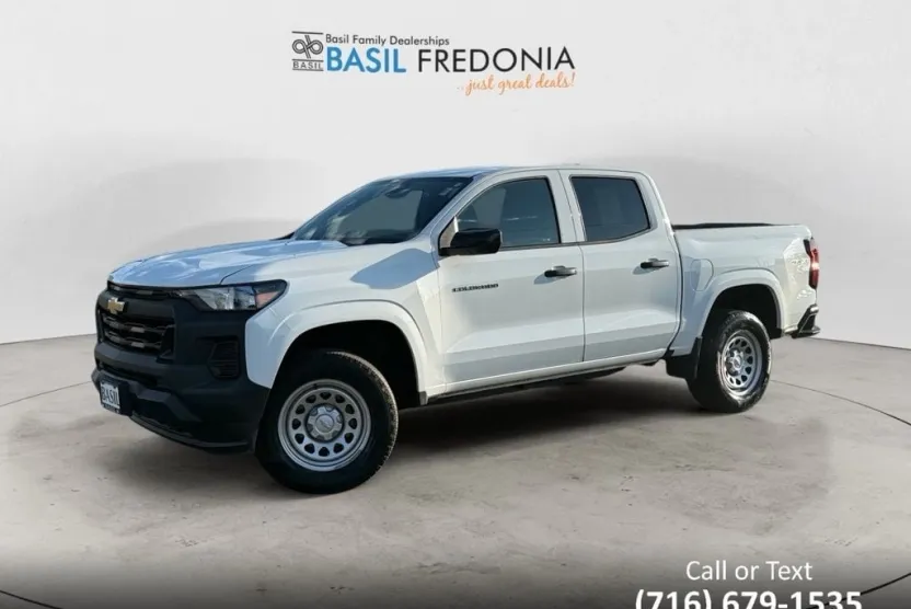 2023 Chevrolet Colorado Work Truck photo 1