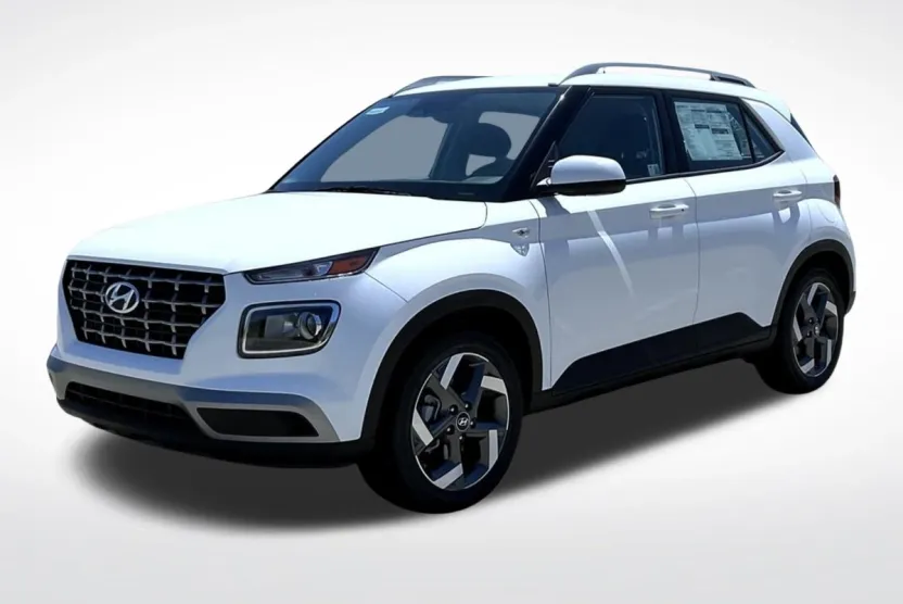 2025 Hyundai Venue SEL photo 1