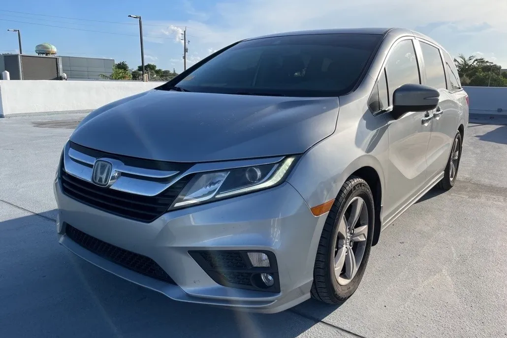 2020 Honda Odyssey EX-L photo 1