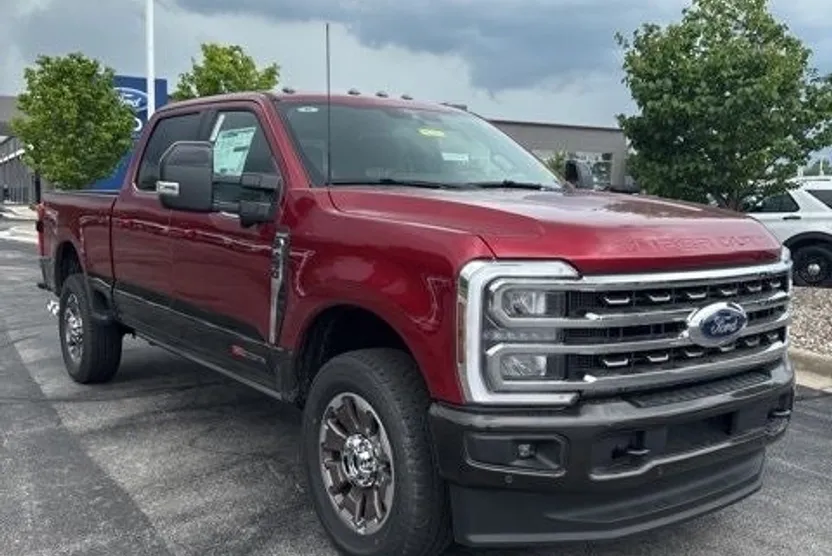 2025 Ford F-250 King Ranch photo 1