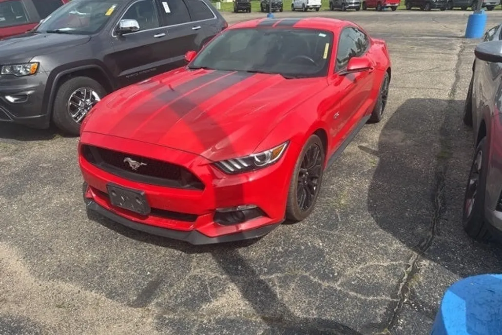 2017 Ford Mustang GT Premium photo 1