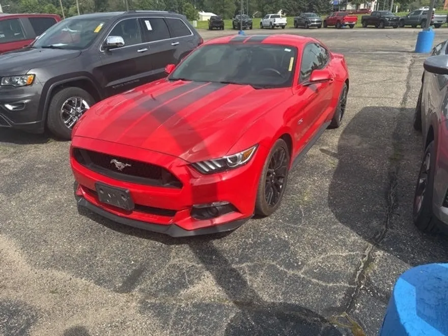 2017 Ford Mustang GT Premium photo 1