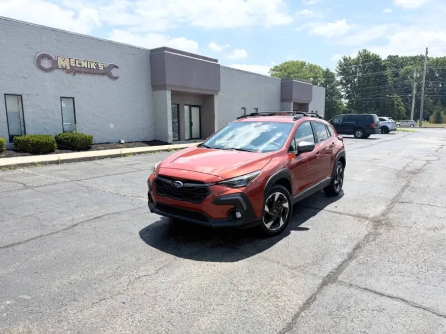 2024 Subaru Crosstrek Limited photo 1